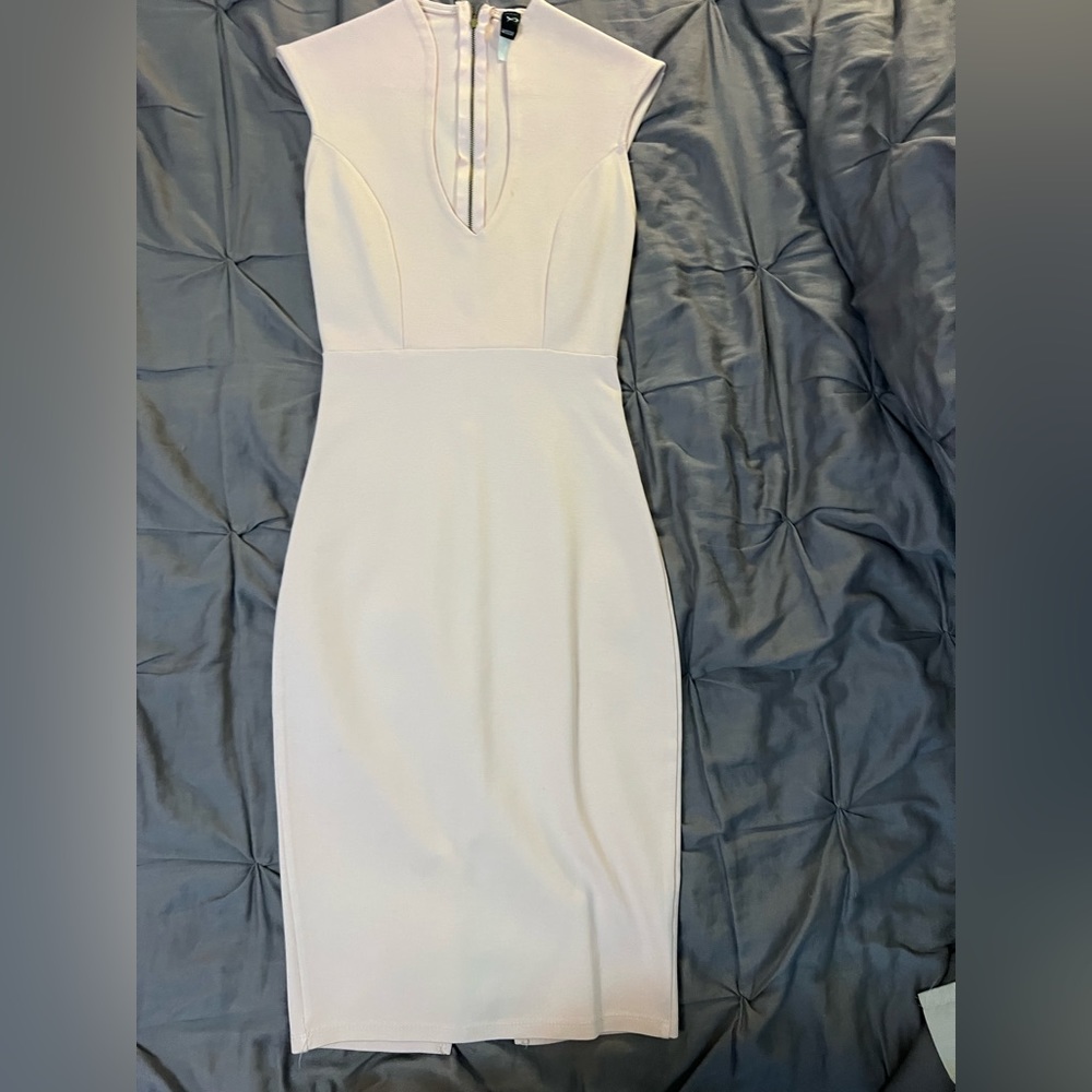Blush pink dress, size small, worn twice. Small stain.